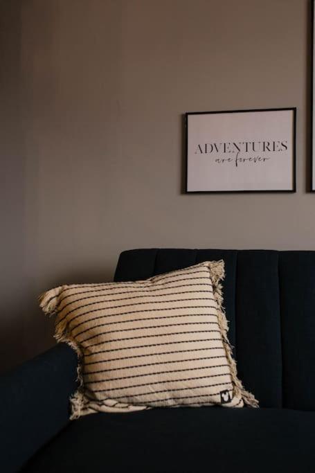 Blue Moon. Cozy Apartment Near Iulius Mall Cluj-Napoca Exterior foto